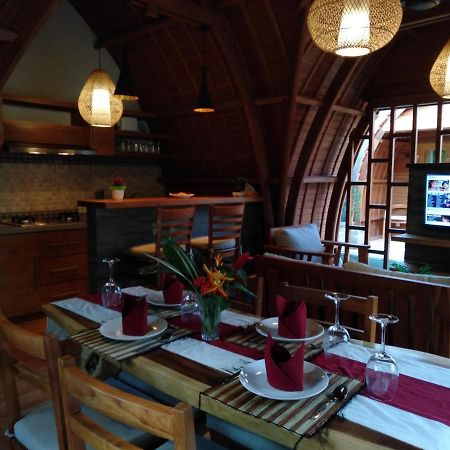 Villa Lumbung Amertha Sari Lovina Esterno foto