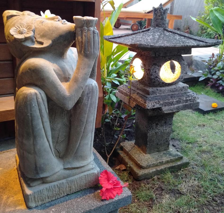 Villa Lumbung Amertha Sari Lovina Esterno foto