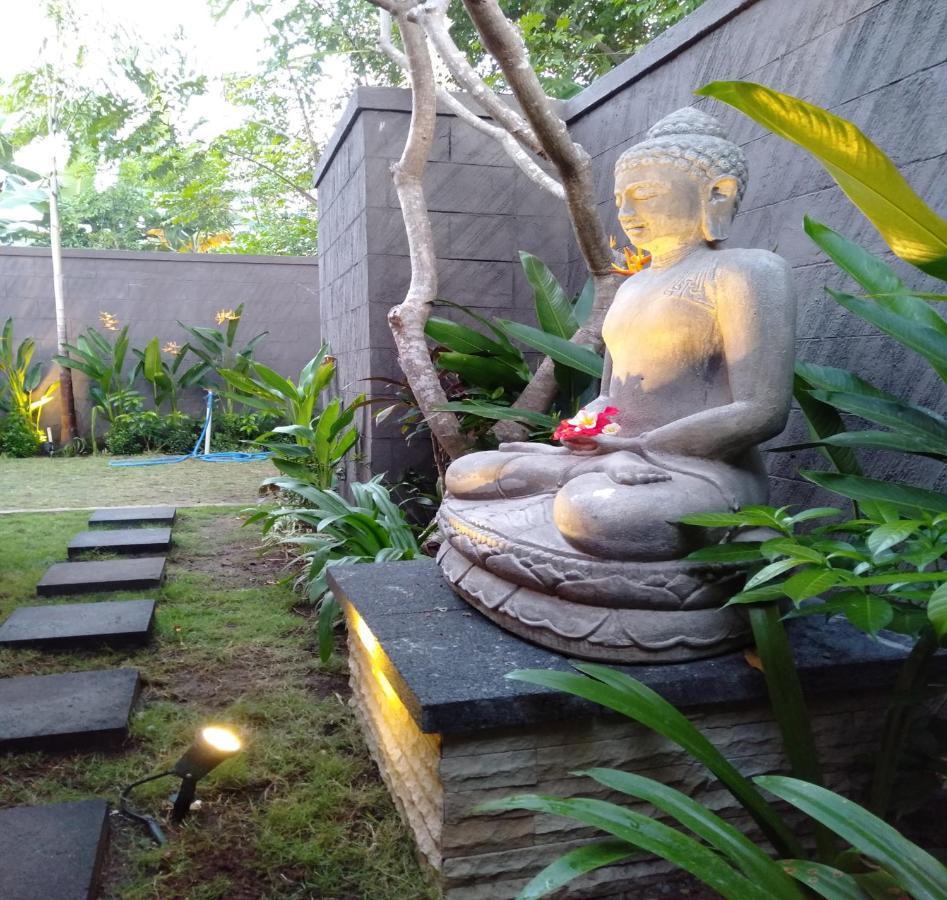 Villa Lumbung Amertha Sari Lovina Esterno foto