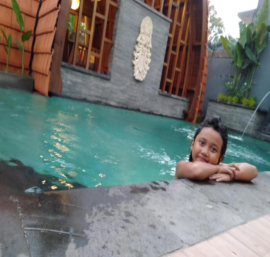 Villa Lumbung Amertha Sari Lovina Esterno foto